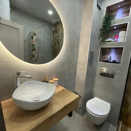 Brand New First Line Sea View 1 Bedroom Apartment *