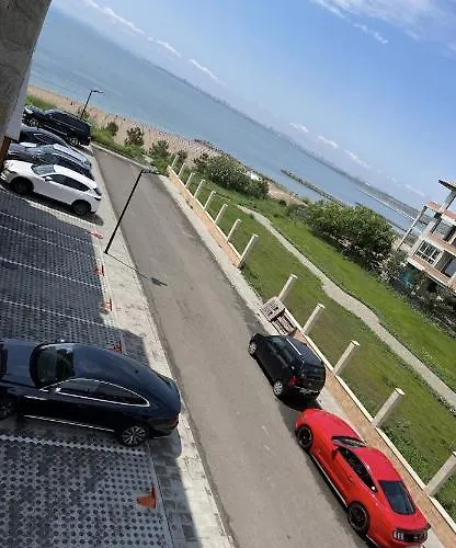 Brand New First Line Sea View 1 Bedroom * بورغاس